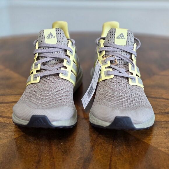 Adidas Ultraboost 1.0 Putty Beige Powder Yellow Black New JR3370 Men's Size 8.5 - Picture 3 of 14